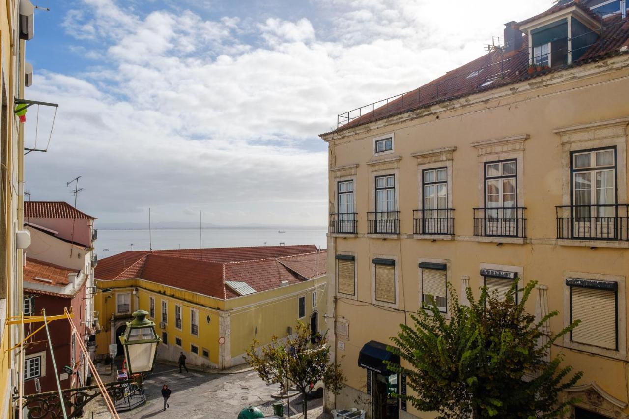 Colourful Alfama Apartment Lissabon Exterior foto